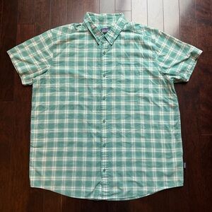 Patagonia Men’s Lightweight Polo Shirt  Checkered Sage/Mint Button up Sz XXL